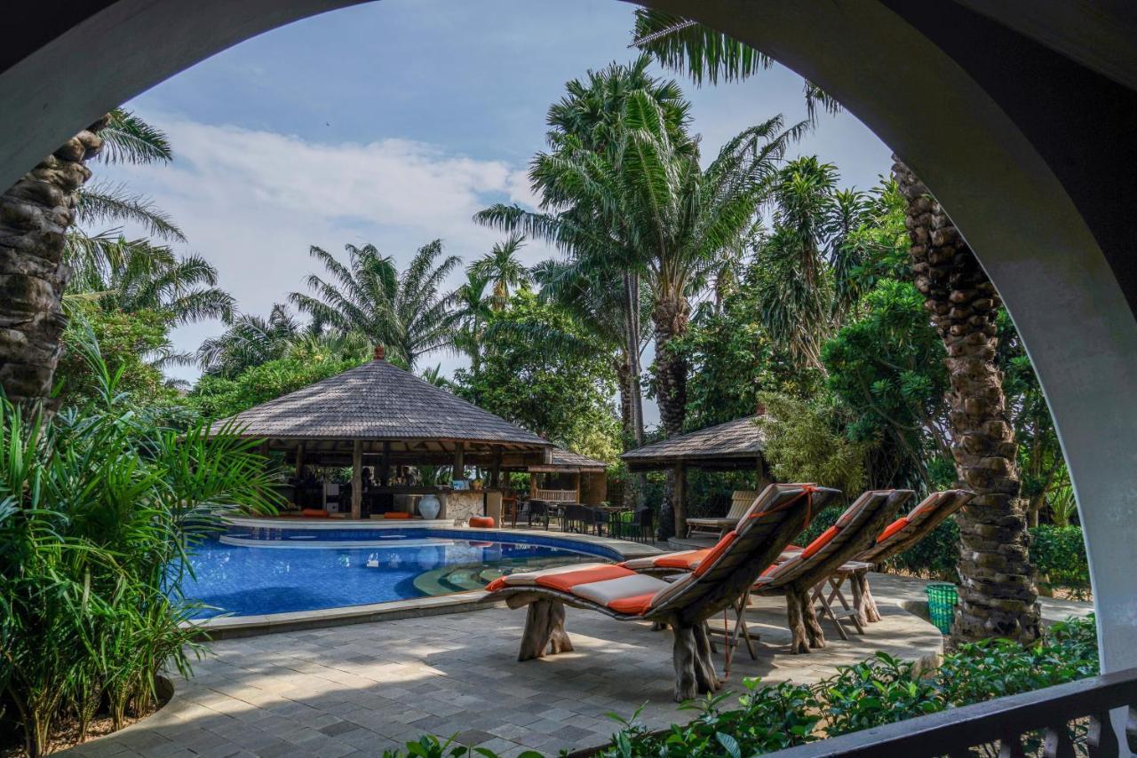 Coconut Lodge Resort Jepara Exterior foto